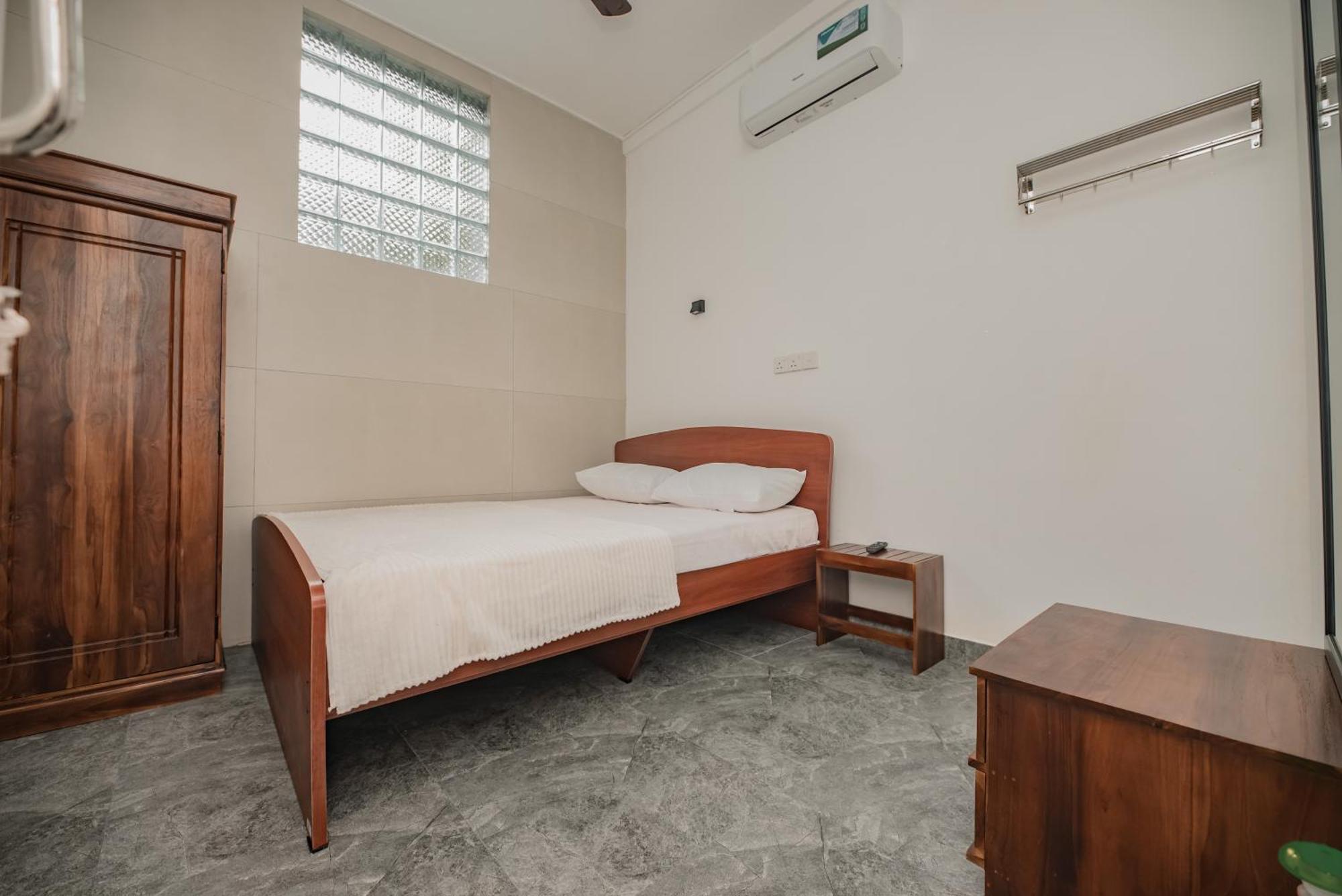 Nnr Wattala Hotel Екстериор снимка